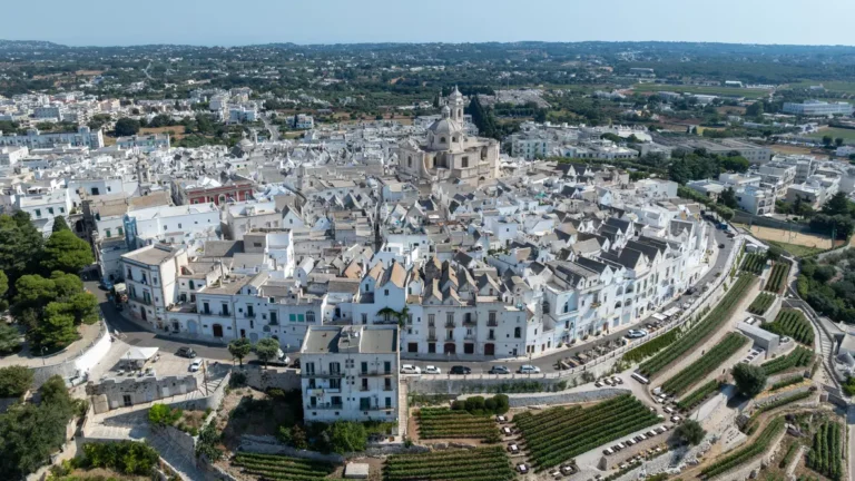 Dove dormire e Mangiare a Locorotondo